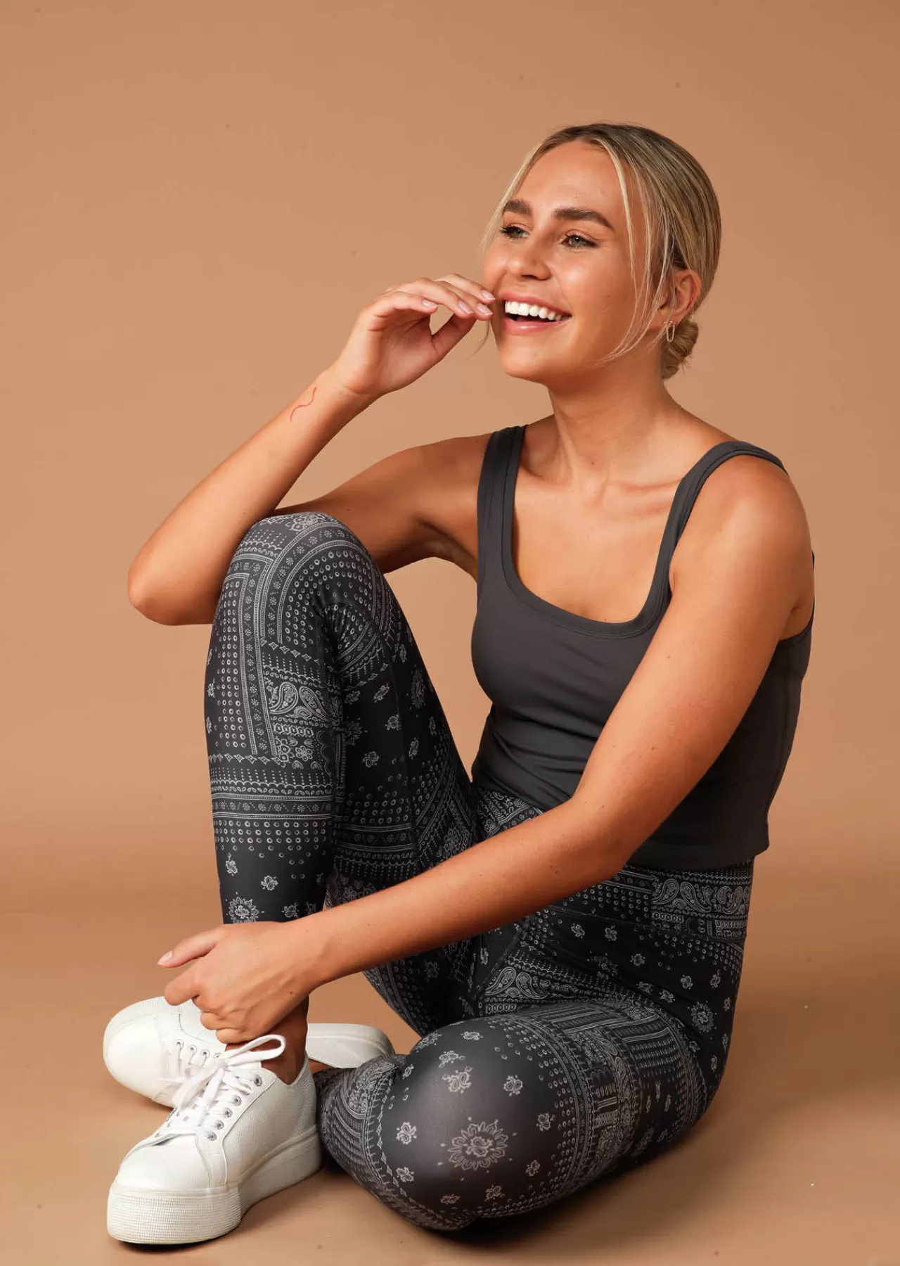 Women Lorna Jane Tanks>Work It Active Cropped Tank